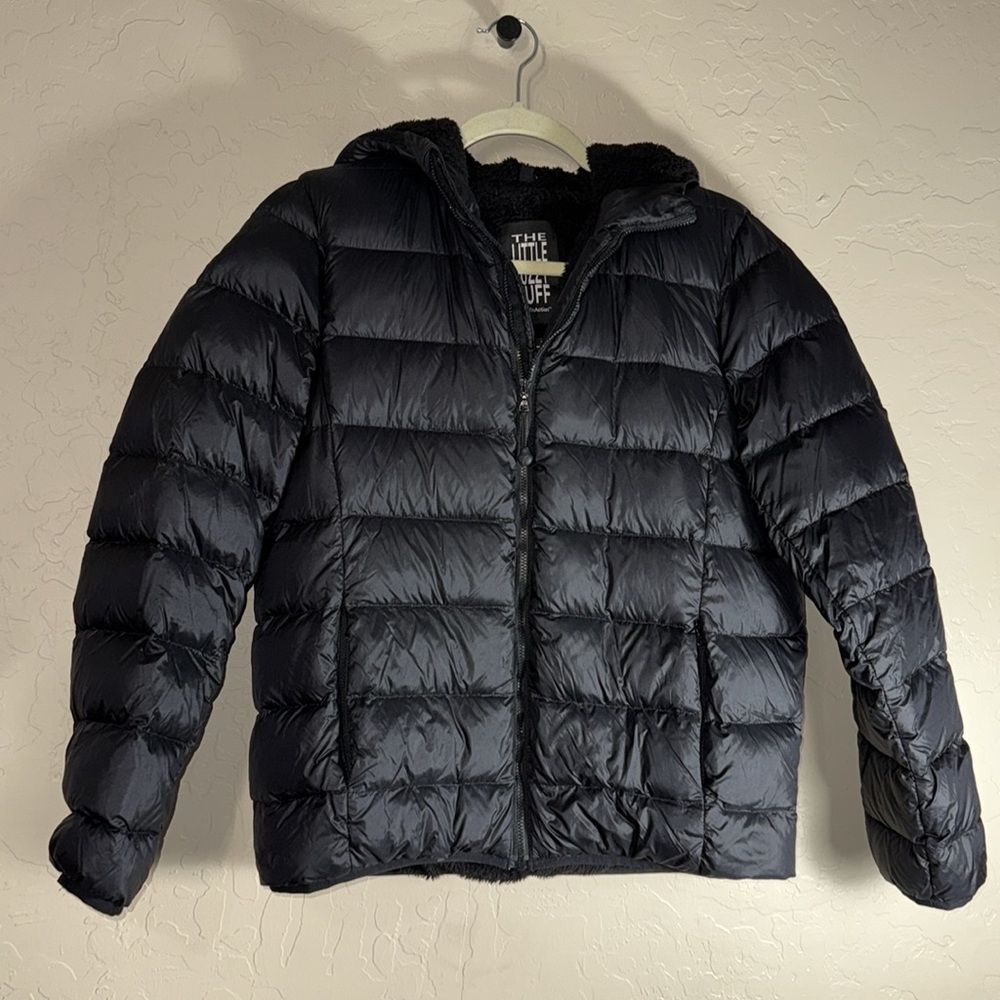Aritzia TnAction The Little Fuzzy Puff - Black Puffer Jacket with Hood